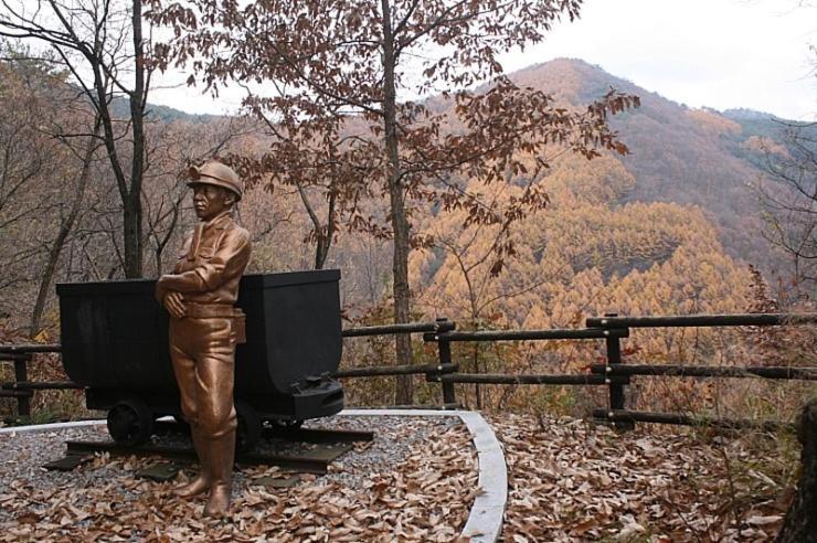 Moon On The Cloud Villa Yeongwol Esterno foto